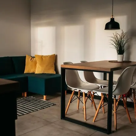 Feriehus Cisza Village / Blisko Natury Nowecin