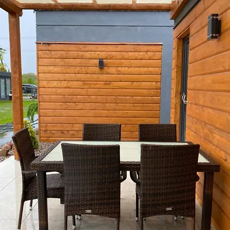 Cisza Village / Blisko Natury