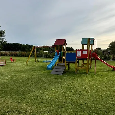 Dom wakacyjny Cisza Village / Blisko Natury