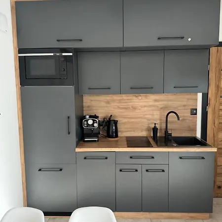 Cisza Village / Blisko Natury Feriehus *