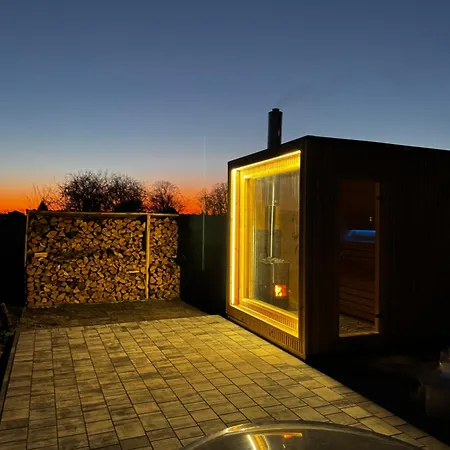 Cisza Village / Blisko Natury Feriehus Nowecin