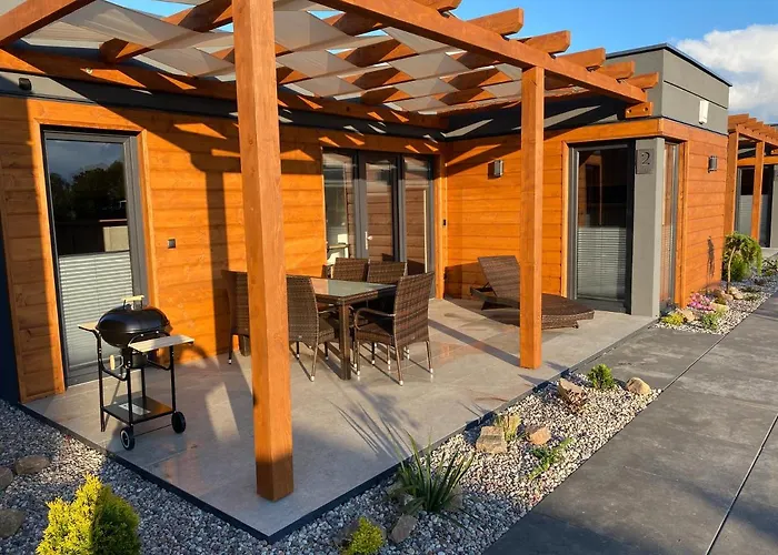 Cisza Village / Blisko Natury