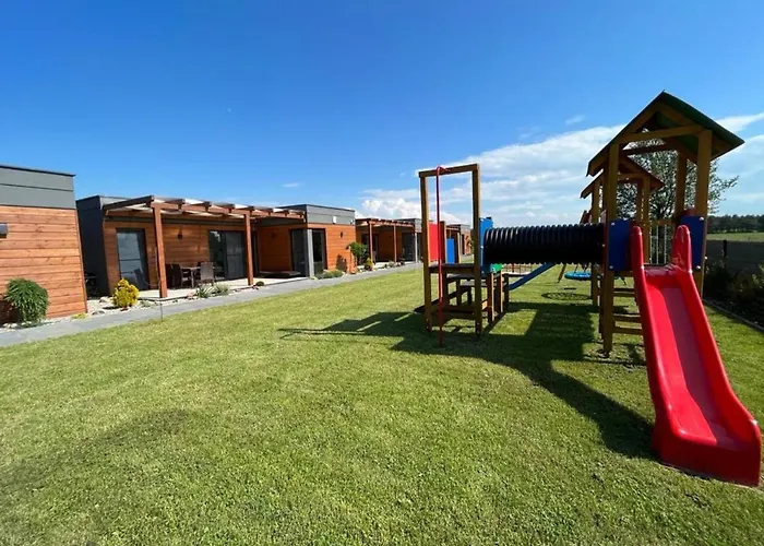 Cisza Village / Blisko Natury Nowecin