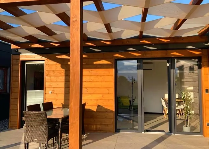 別荘 Cisza Village / Blisko Natury