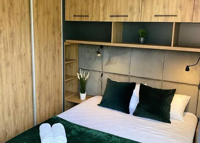 Cisza Village / Blisko Natury *