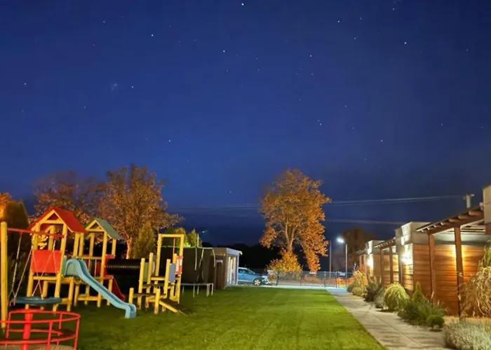 Cisza Village / Blisko Natury