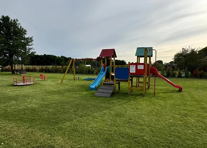 別荘 Cisza Village / Blisko Natury