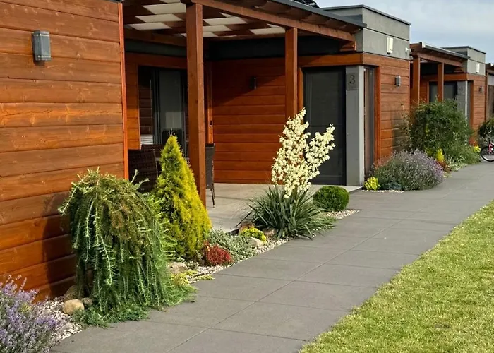 別荘 Cisza Village / Blisko Natury *