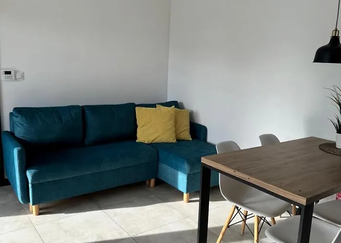 Cisza Village / Blisko Natury *